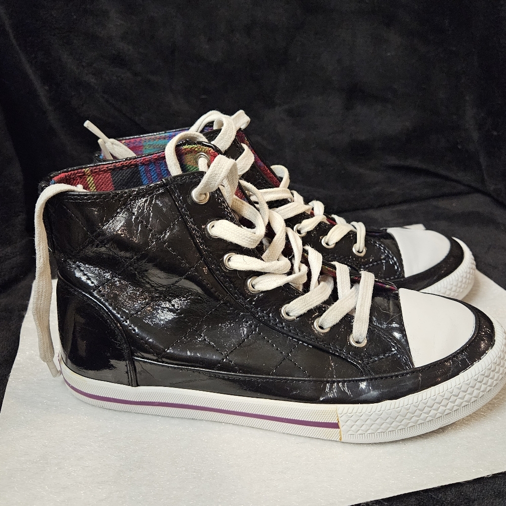 Cute L.e.i. Black High-Top Sneakers Size 3